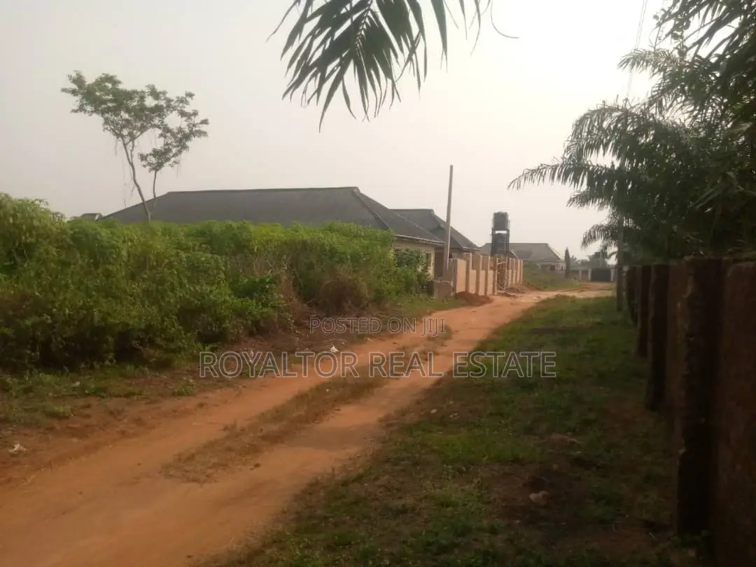 4bdrm Bungalow in Royaltor, Benin City for sale in Benin City