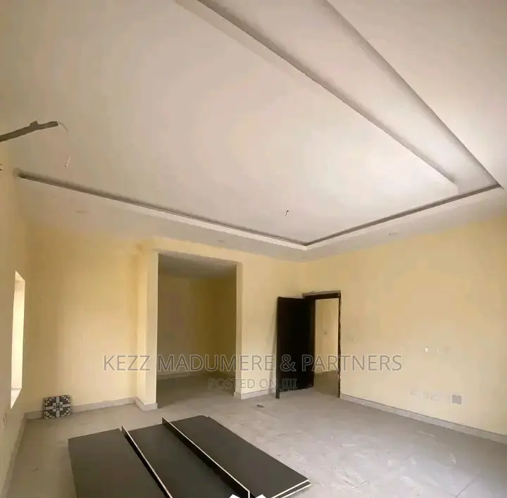 4bdrm Duplex in Reef Court Estate,, Port-Harcourt for sale in Port-Harcourt