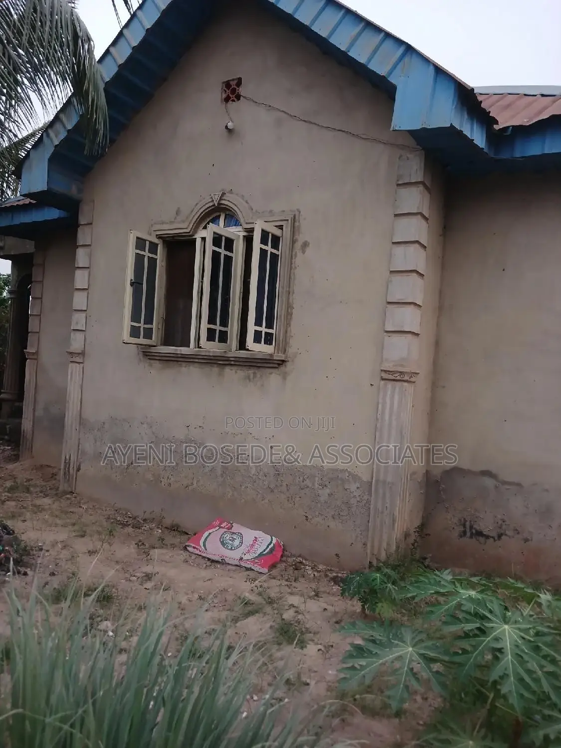4bdrm Bungalow in Ibasha, Obafemi-Owode for sale in Obafemi-Owode