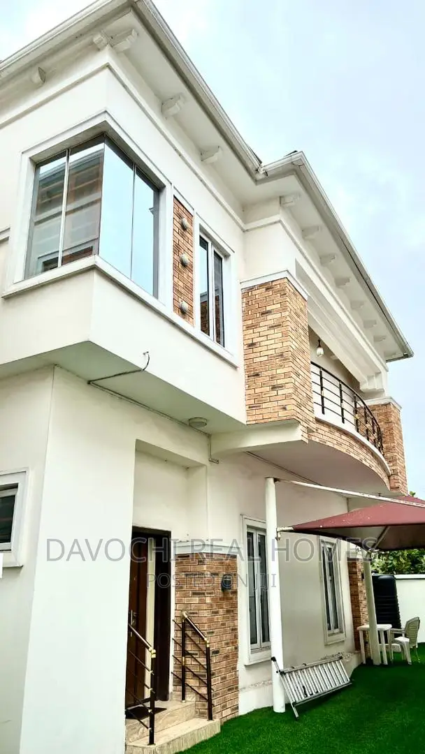 Furnished 4bdrm Duplex in Chevron, Lekki for sale in Lekki