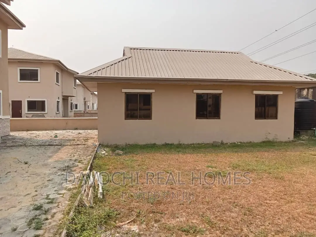 5bdrm Duplex in Ajah-Lekki for rent in Lekki