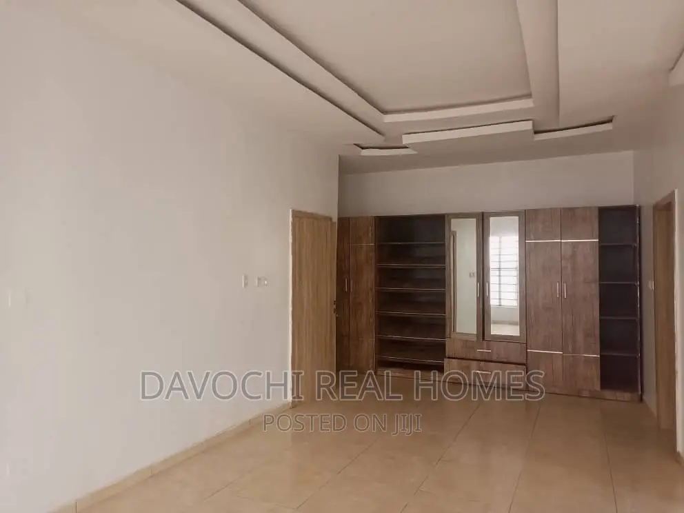 4bdrm Duplex in Ikota Villa Estate, Lekki for sale in Lekki