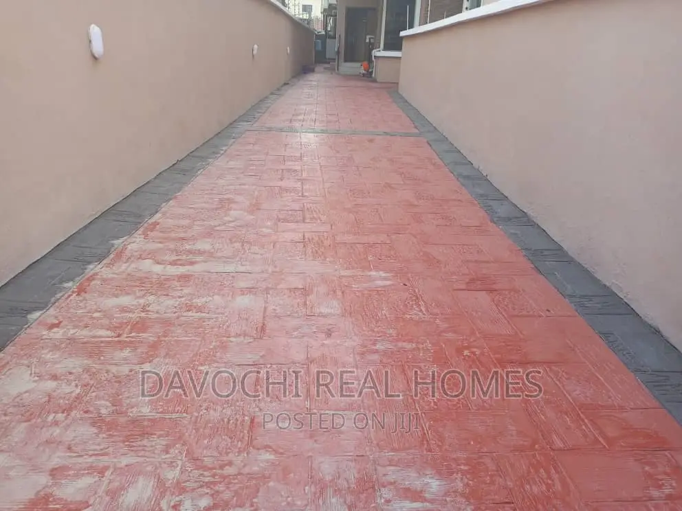 4bdrm Duplex in Ikota Villa Estate, Lekki for sale in Lekki