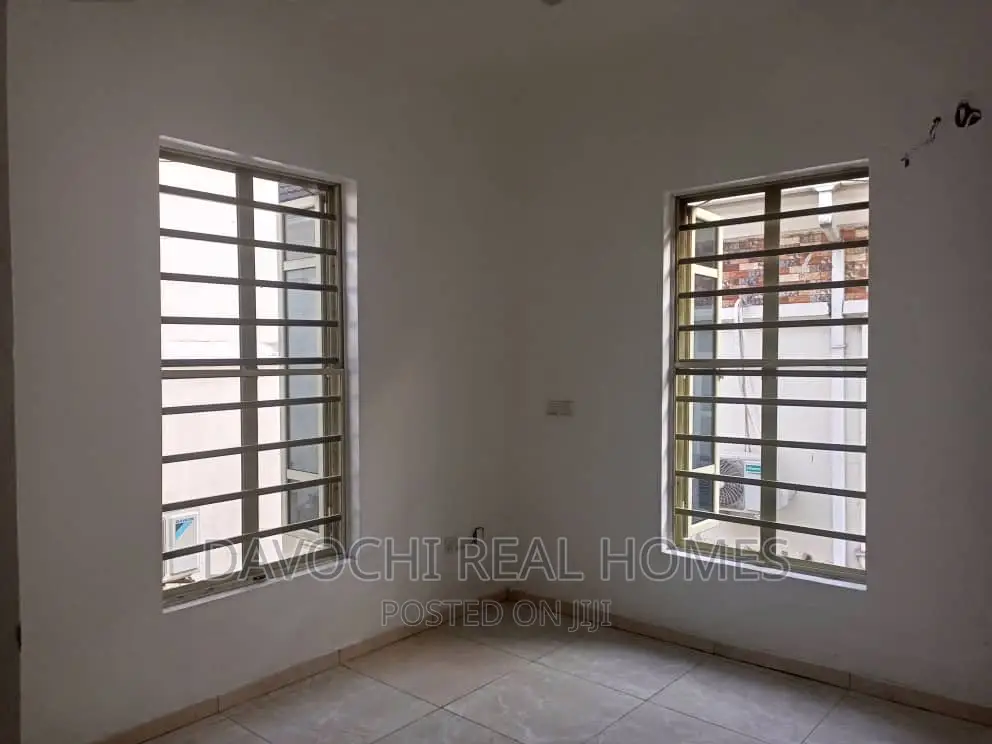 4bdrm Duplex in Ikota Villa Estate, Lekki for sale in Lekki