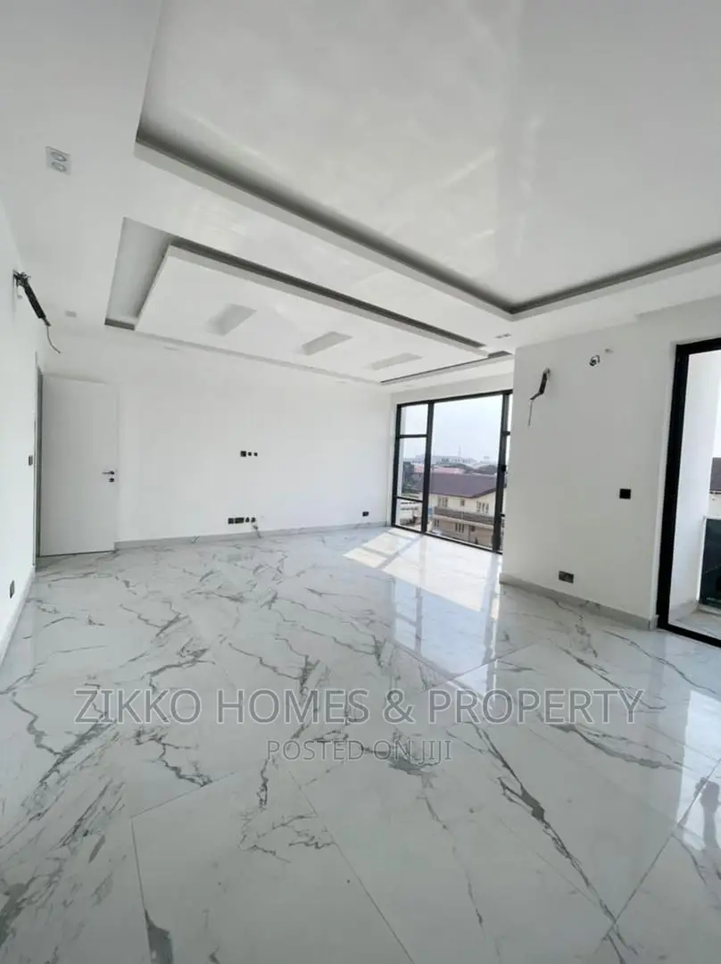 5bdrm Duplex in Lekki for sale in Lekki