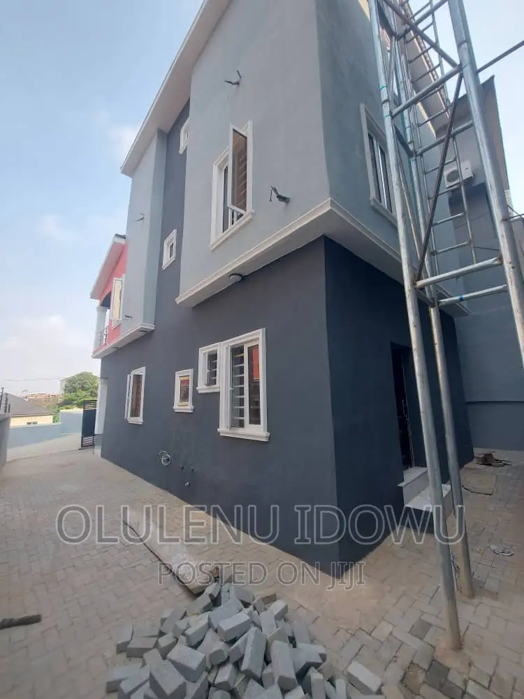 Furnished 4bdrm Duplex in Alimosho for sale in Alimosho