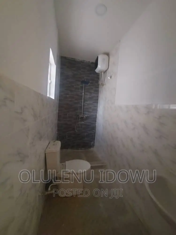 Furnished 4bdrm Duplex in Alimosho for sale in Alimosho