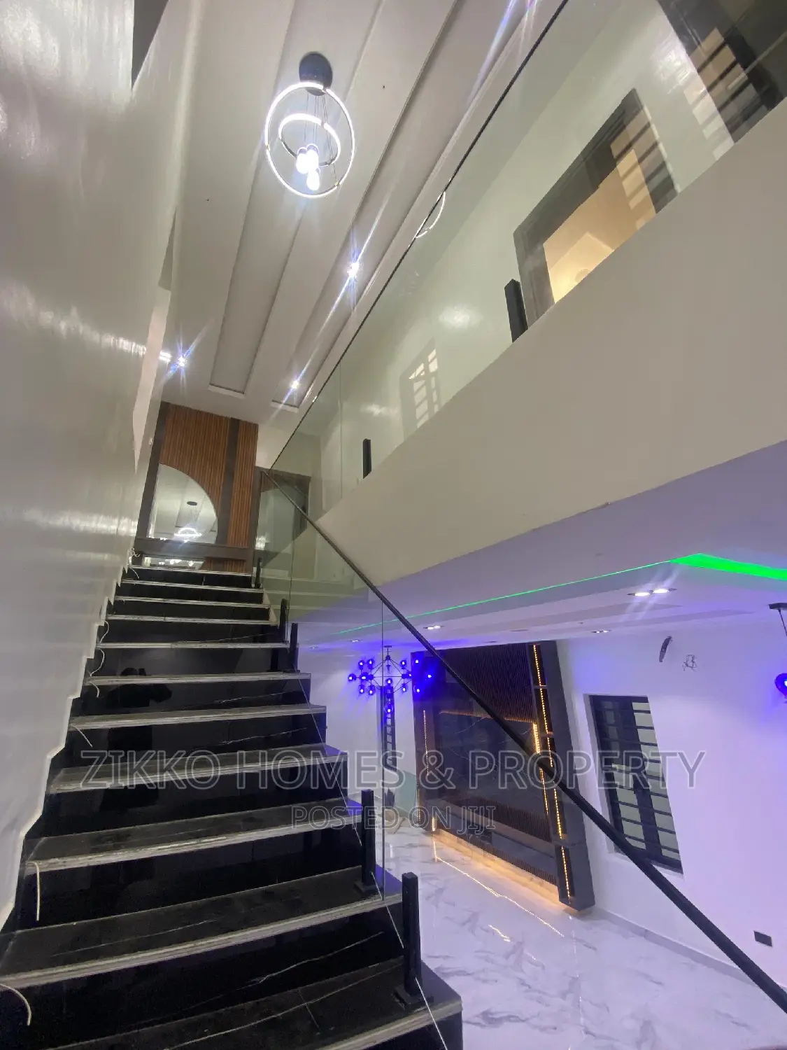 5bdrm Duplex in Agungi, Lekki for sale in Lekki