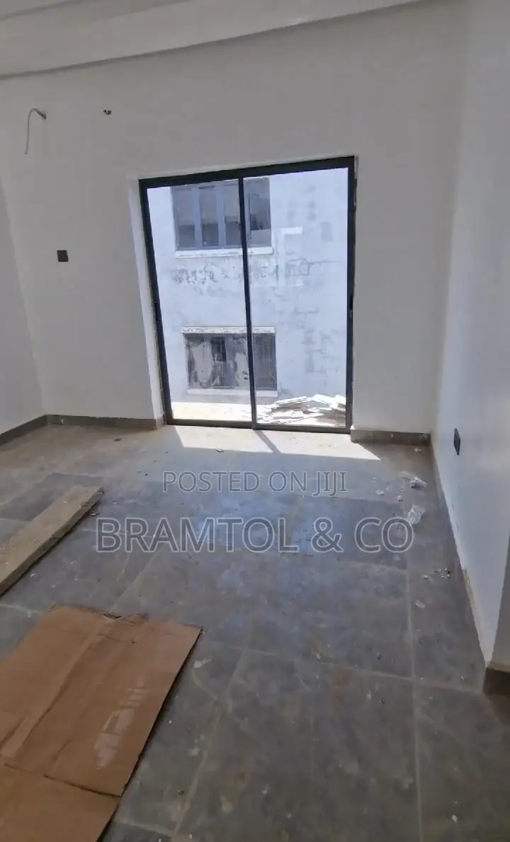 4bdrm Duplex in Jahi for sale in Jahi