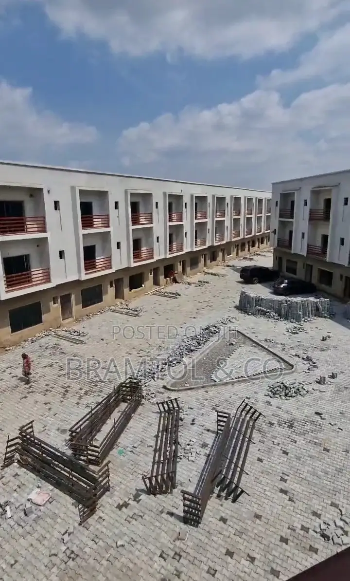 4bdrm Duplex in Jahi for sale in Jahi