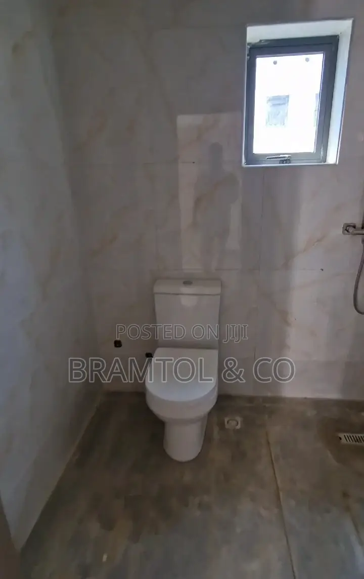 4bdrm Duplex in Jahi for sale in Jahi