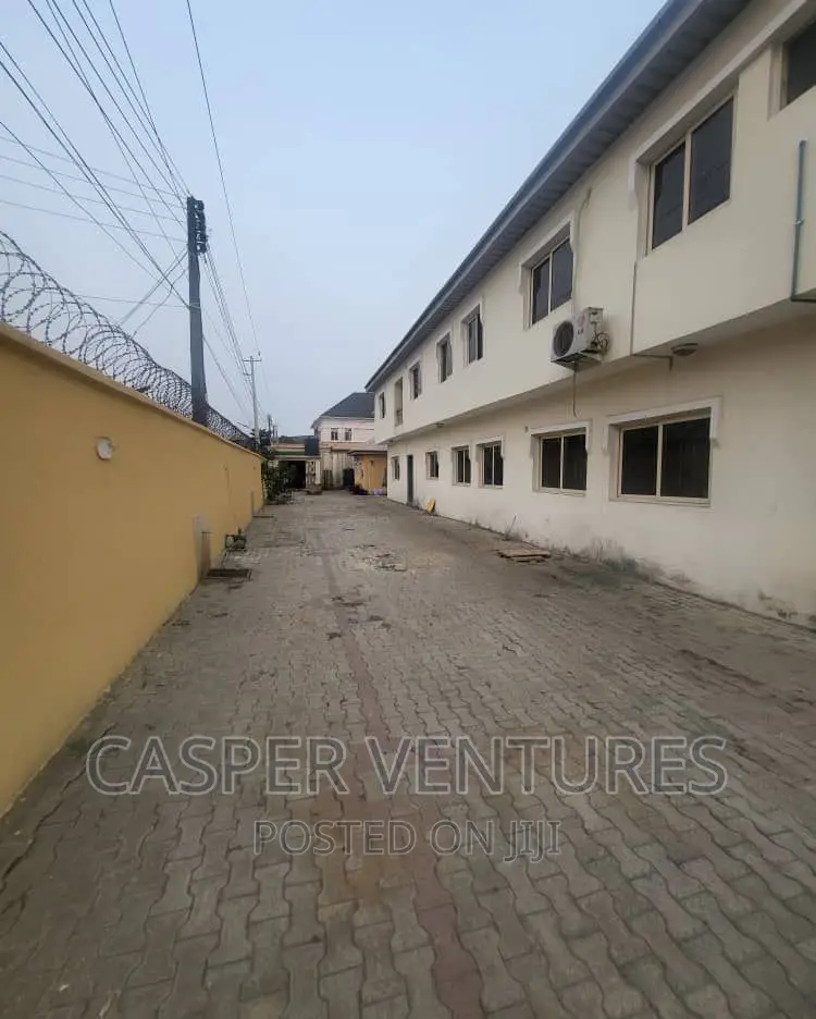 Studio Apartment in Cluster, Ikota for rent in Ikota