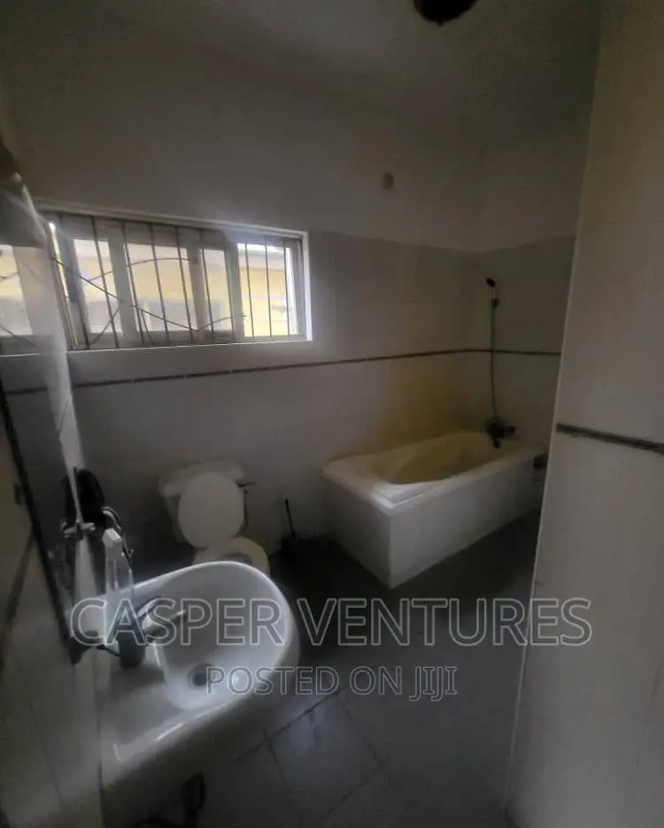 Studio Apartment in Cluster, Ikota for rent in Ikota