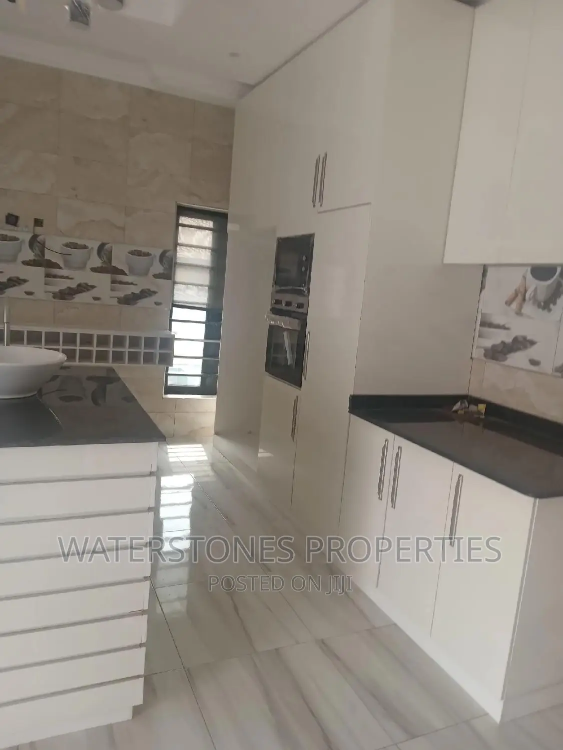 5bdrm Duplex for Sale in Asaba, Oshimili South for Sale in Oshimili South