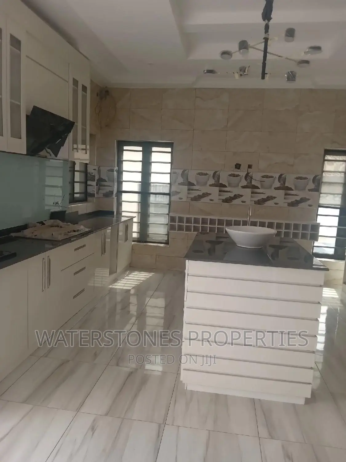 5bdrm Duplex for Sale in Asaba, Oshimili South for Sale in Oshimili South