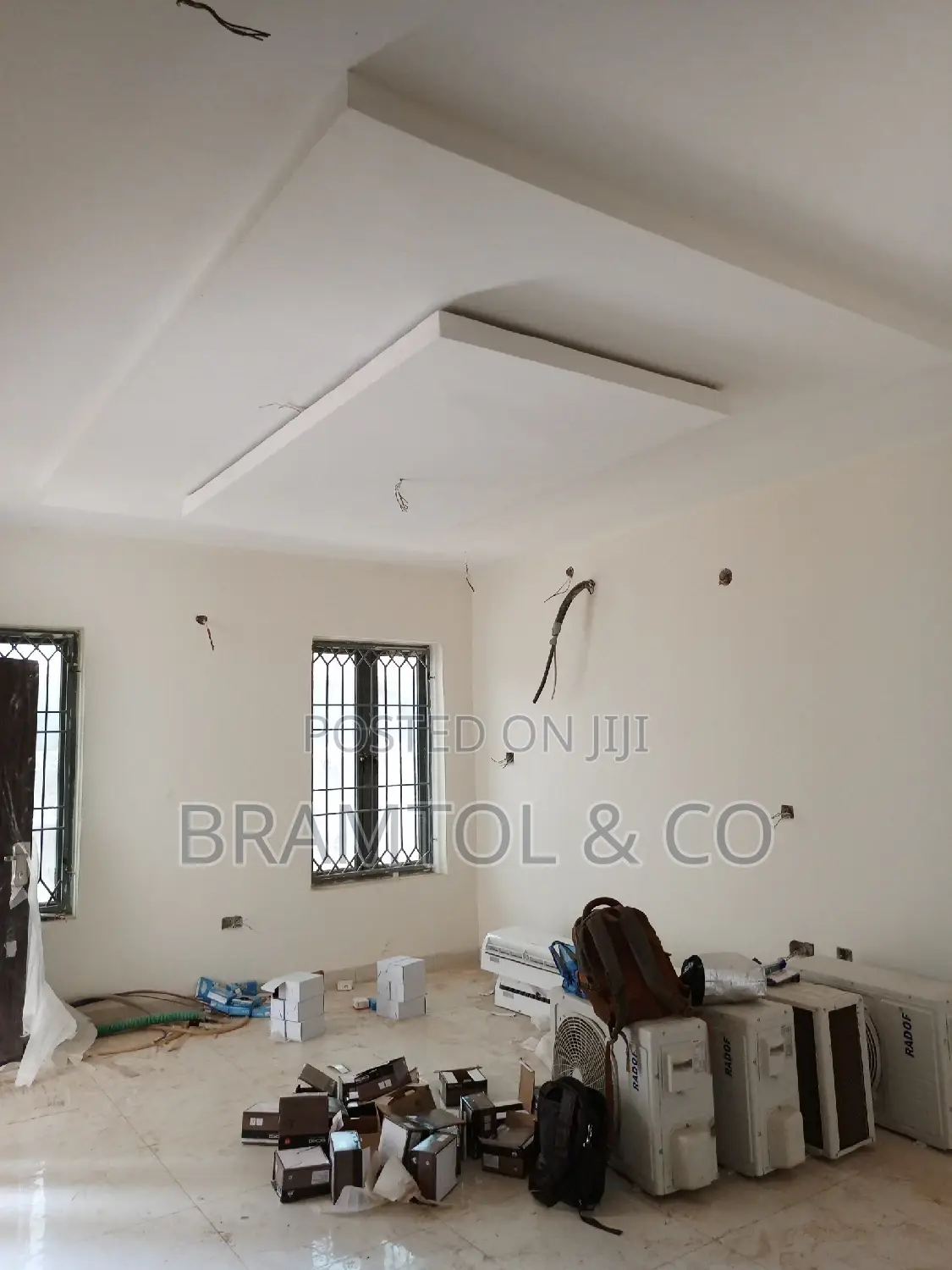 4bdrm Townhouse / Terrace in Durumi for rent in Durumi