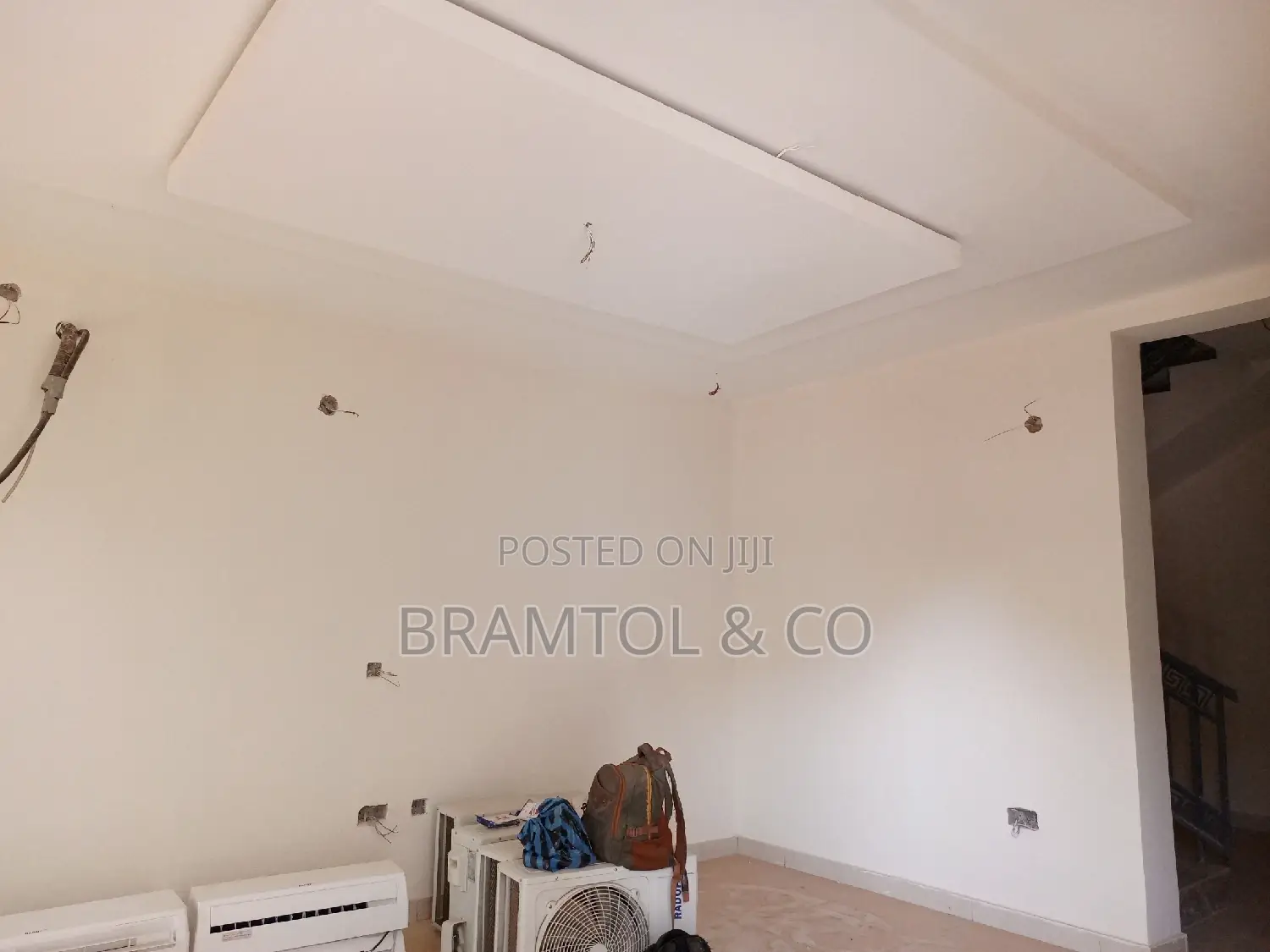 4bdrm Townhouse / Terrace in Durumi for rent in Durumi