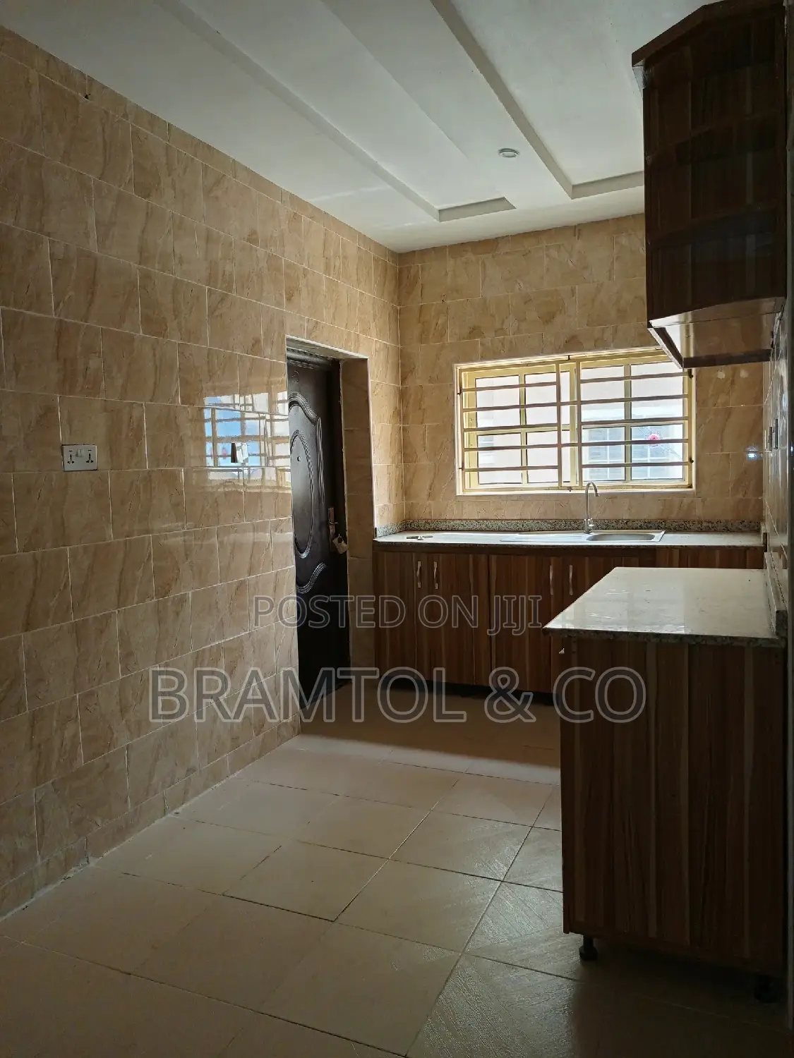 3bdrm Block of Flats in Kiami for rent in Kiami