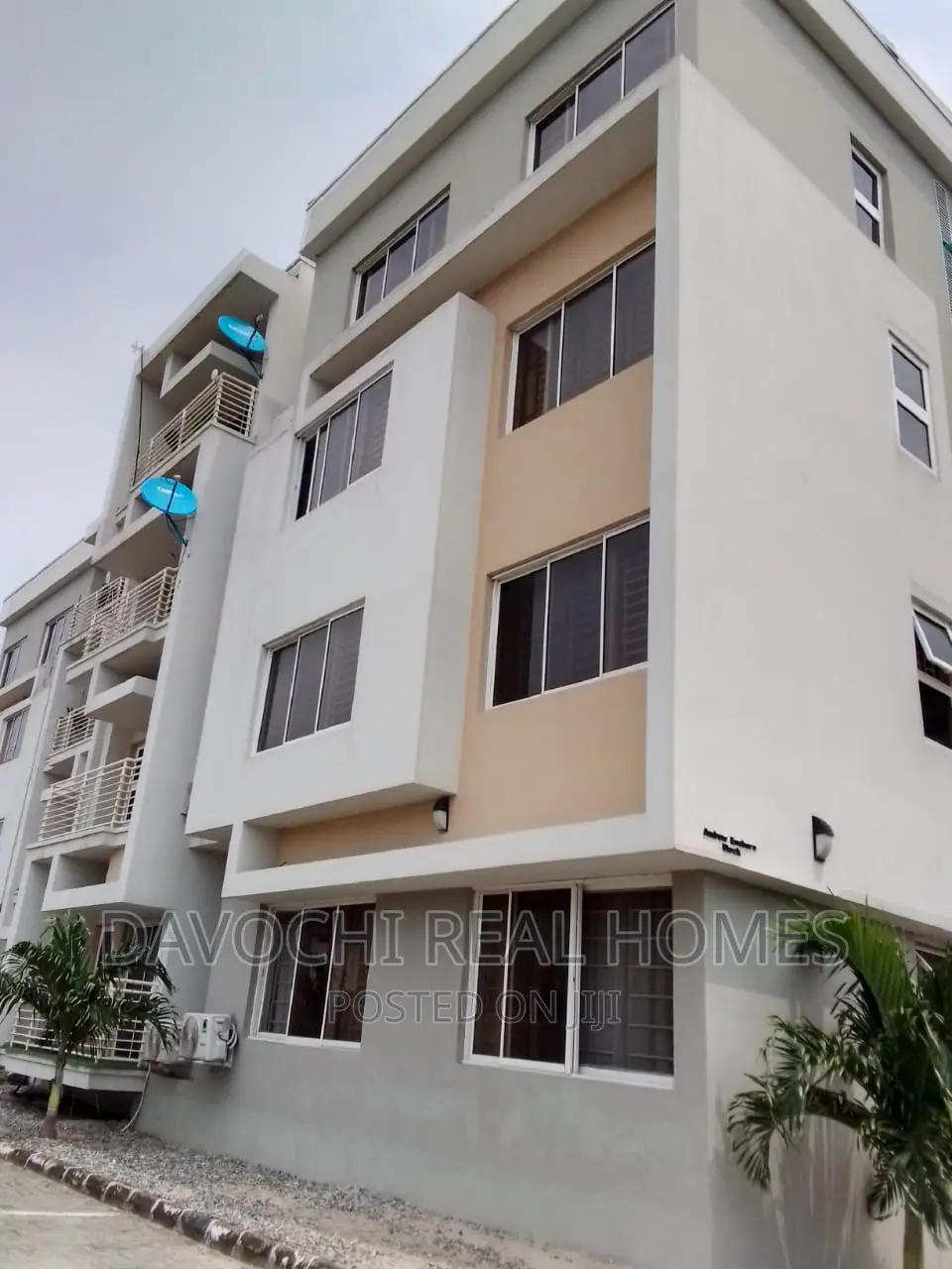 3bdrm Apartment in Chevron, Lekki for rent in Lekki