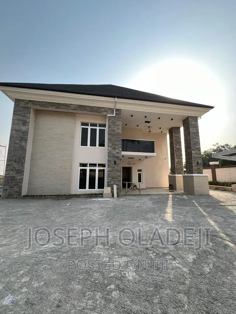 Furnished 4bdrm Duplex in Jahi for sale in Jahi