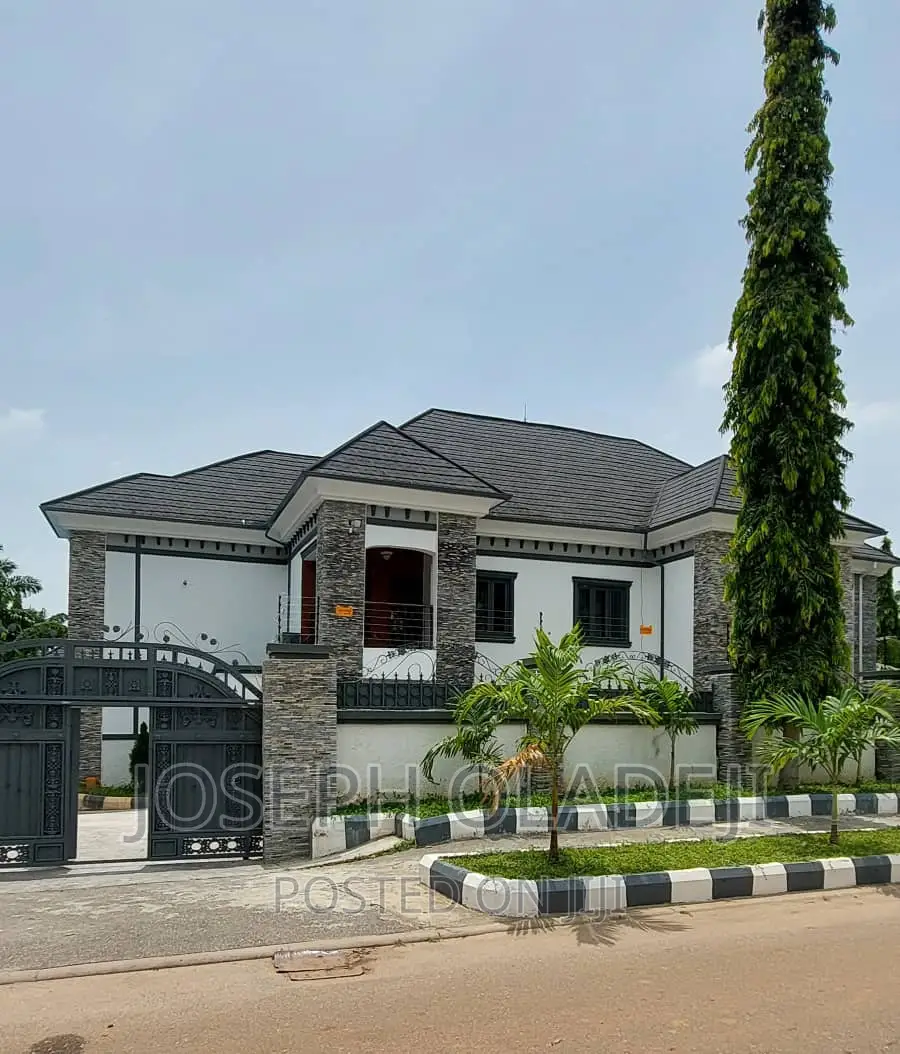 Furnished 4bdrm Duplex in Jahi for sale in Jahi