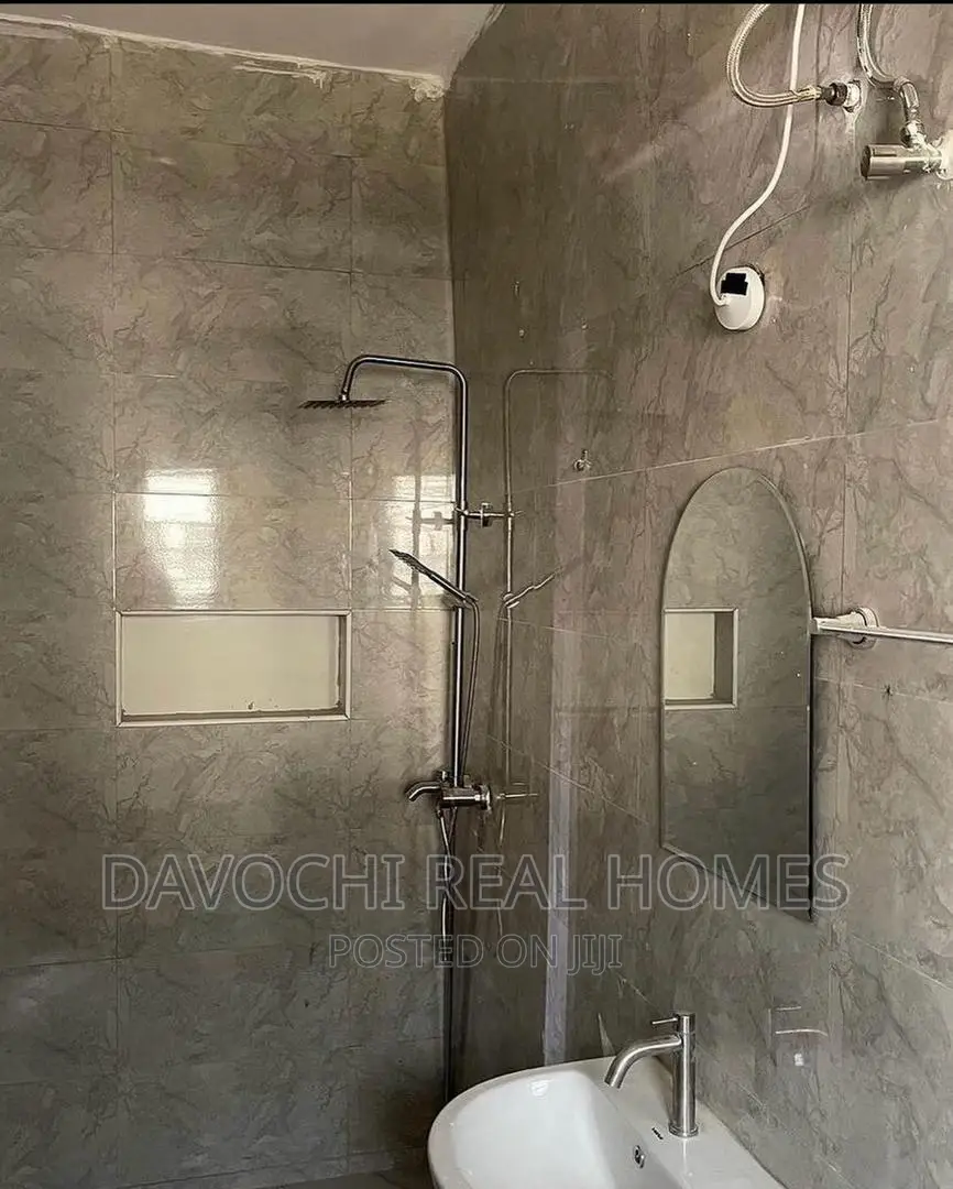 3bdrm Apartment in Ikota Villa Estate, Lekki for rent in Lekki
