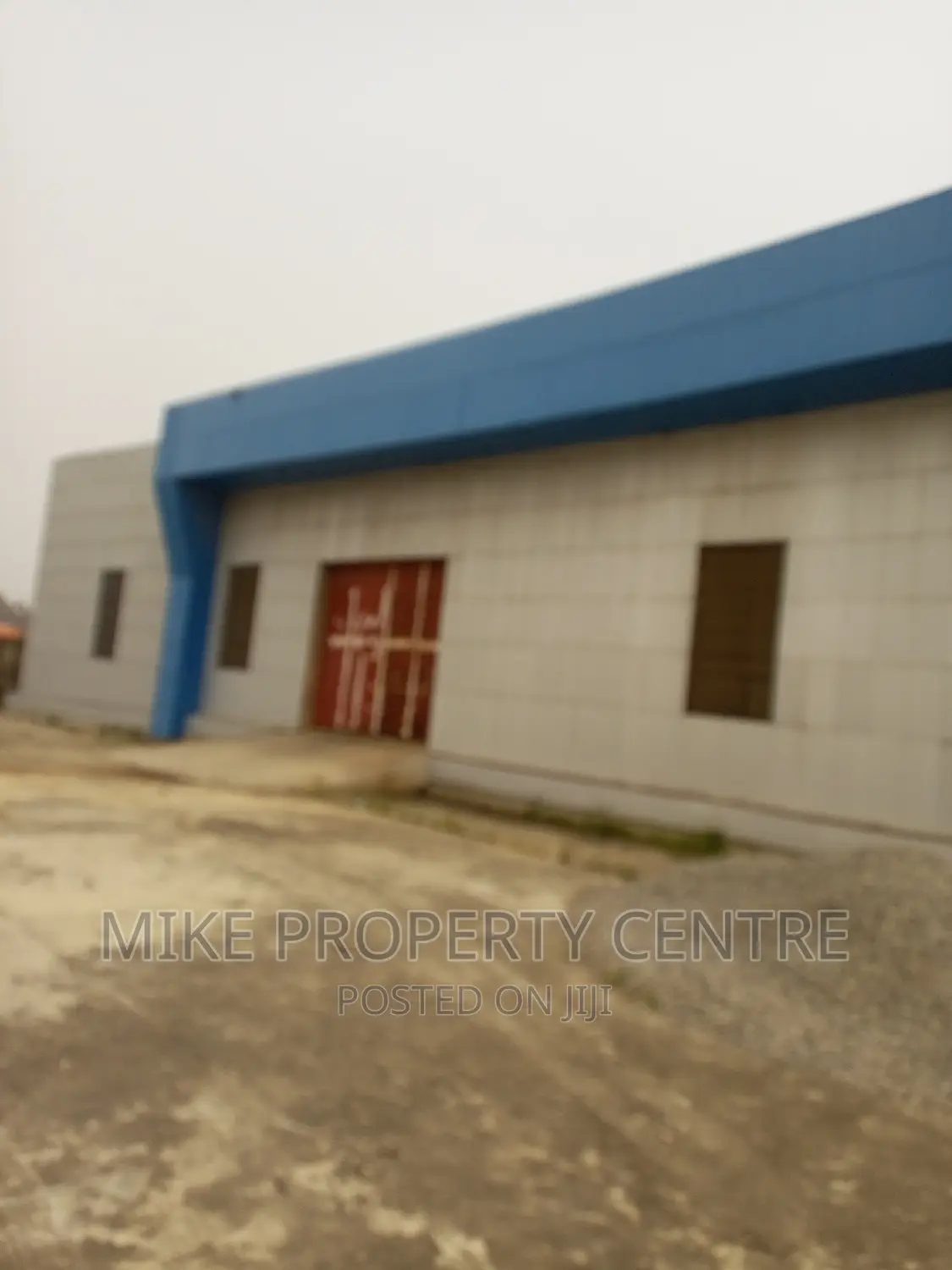 Warehouse for Sale in Okota