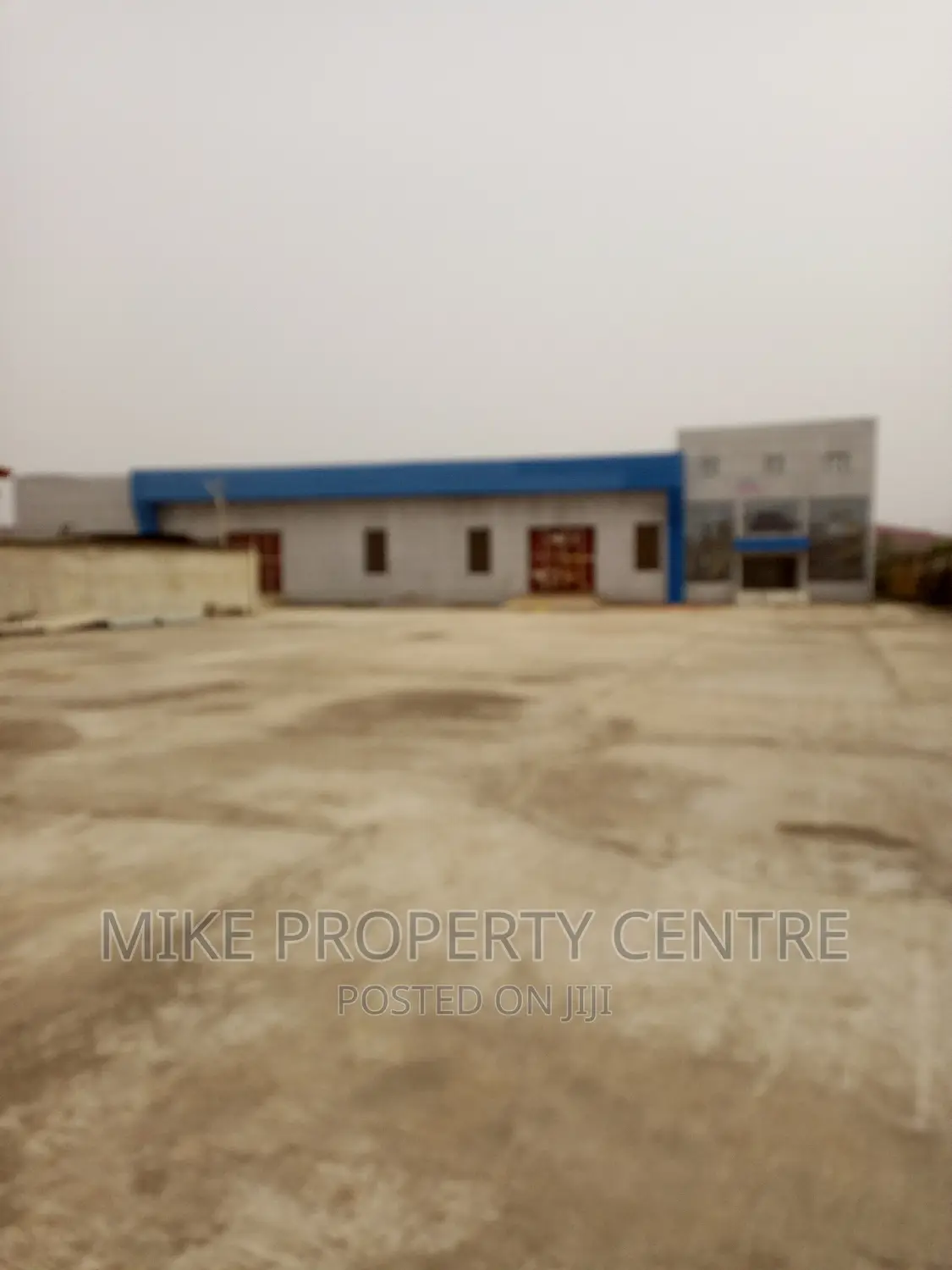 Warehouse for Sale in Okota