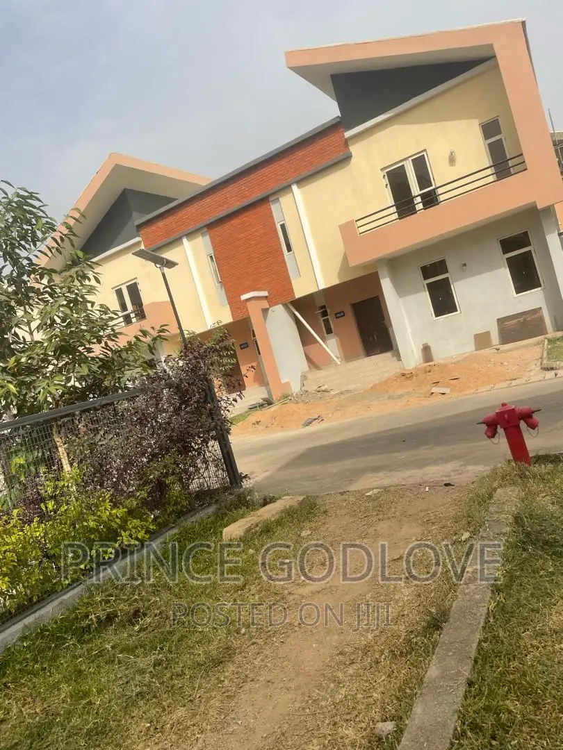 4bdrm Duplex in Urban Shelter, Dawaki for sale in Dawaki
