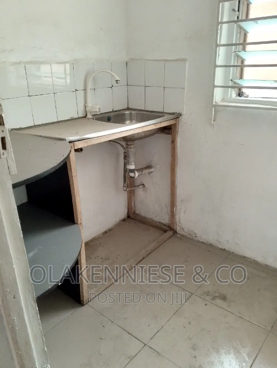 1bdrm Apartment in Adelabu for rent in Adelabu