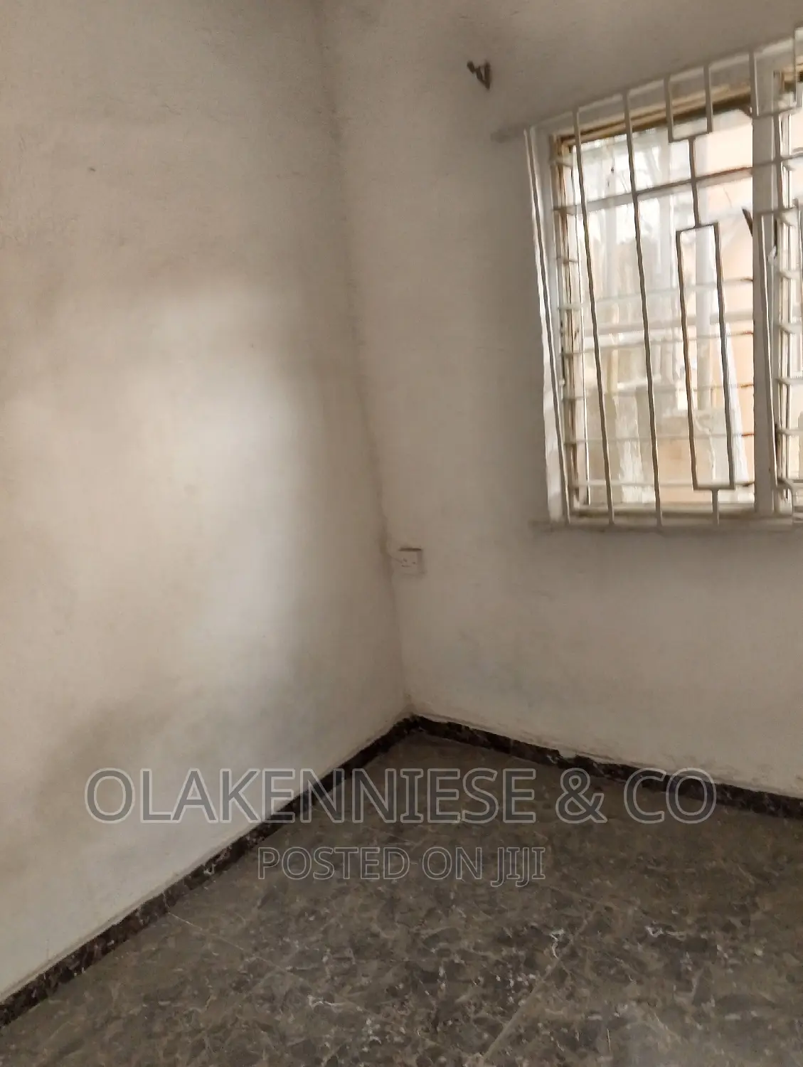 1bdrm Apartment in Adelabu for rent in Adelabu