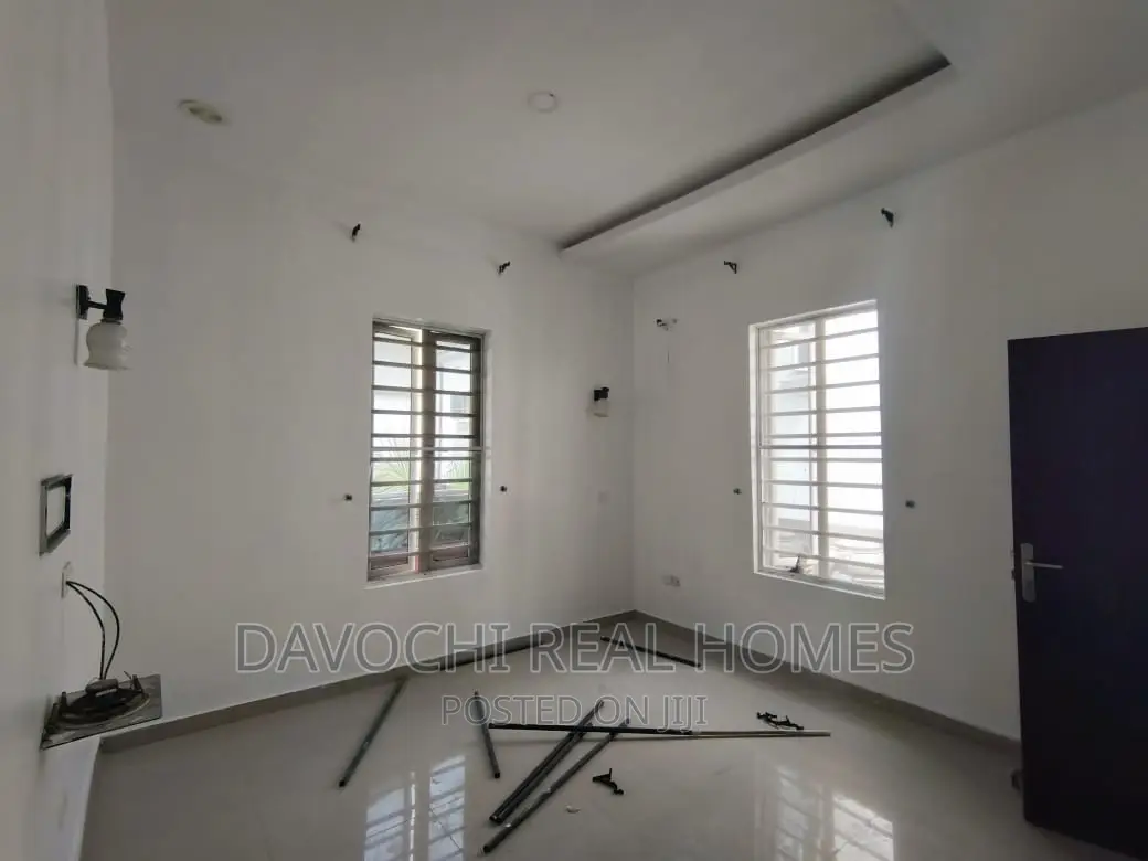 5bdrm Duplex in Osapa London Estate, Lekki for rent in Lekki