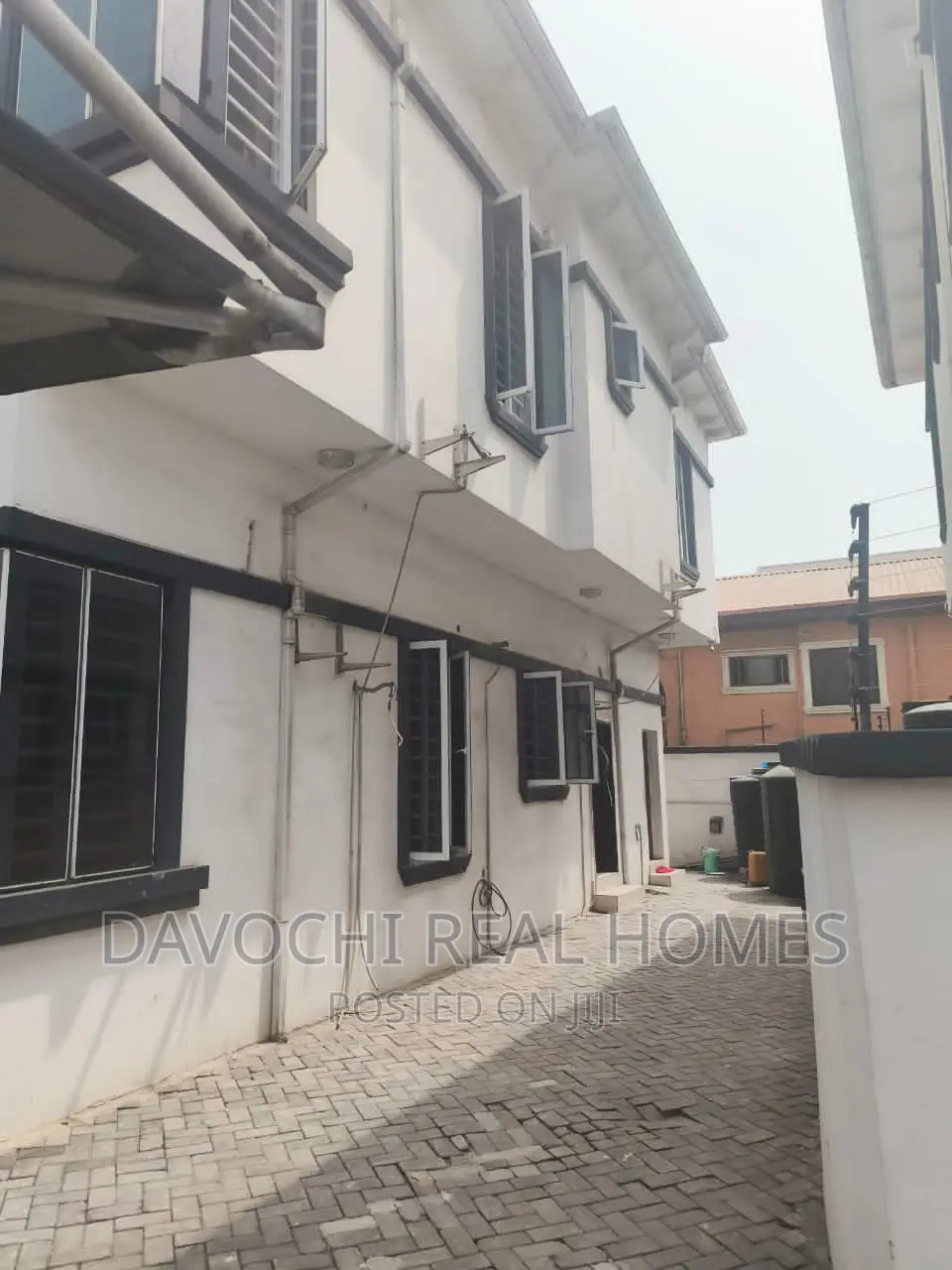 5bdrm Duplex in Osapa London Estate, Lekki for rent in Lekki