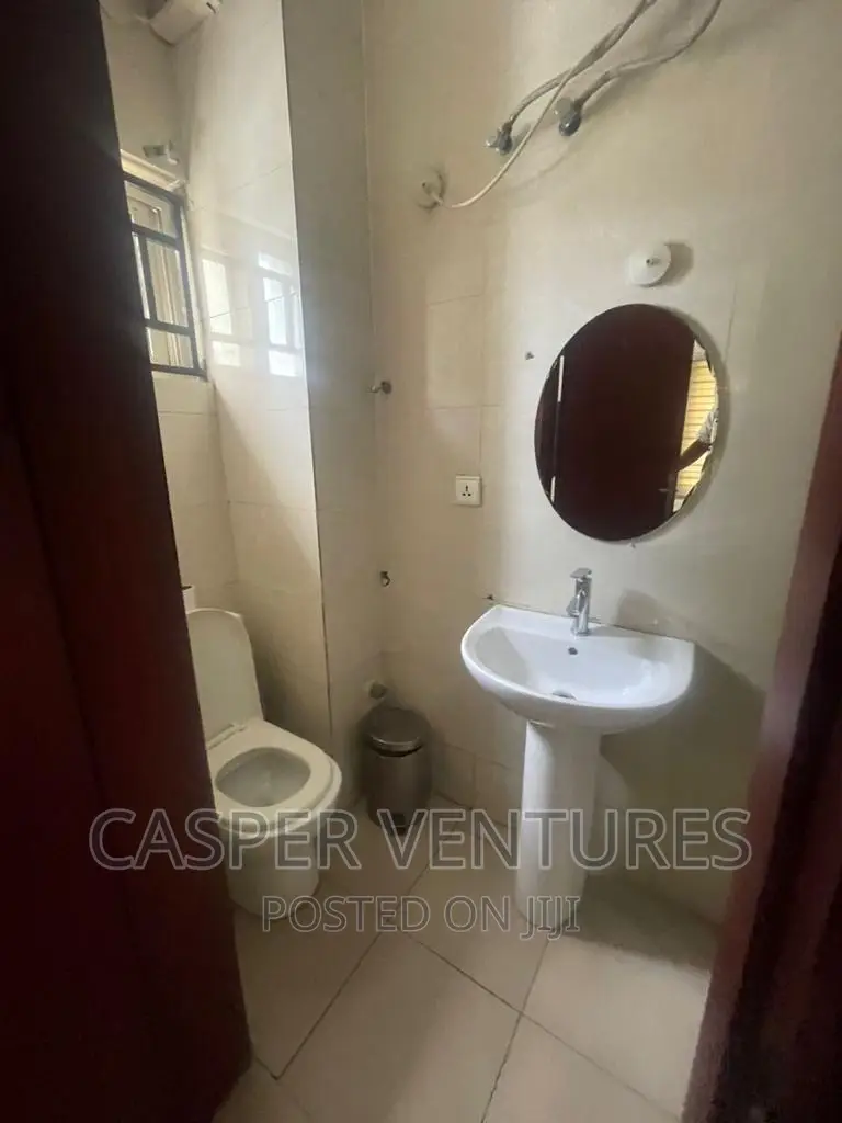 Furnished 3bdrm Duplex in Cromwell, Chevron for rent in Chevron