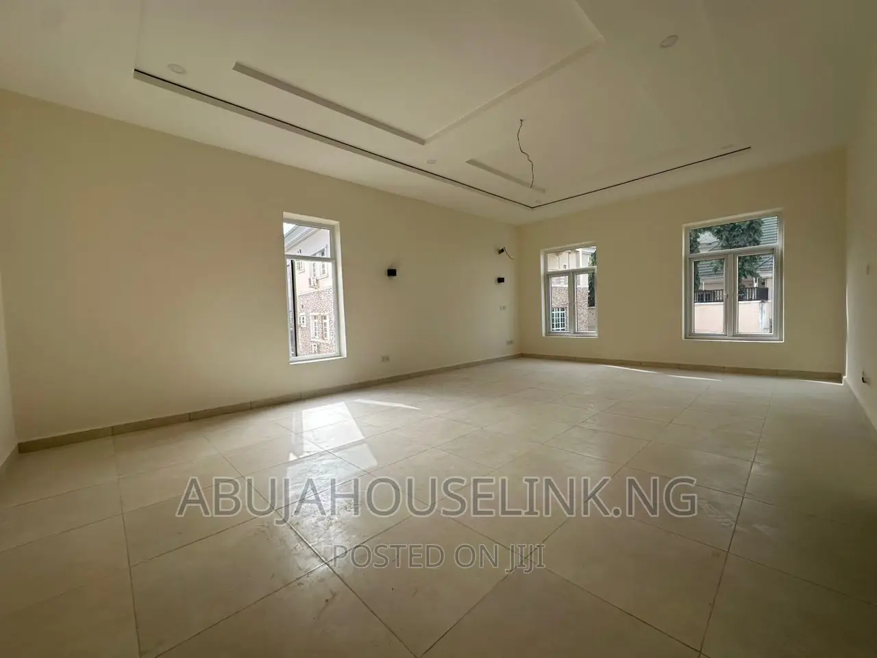 6bdrm Duplex in Guzape Main Abuja for sale in Guzape District