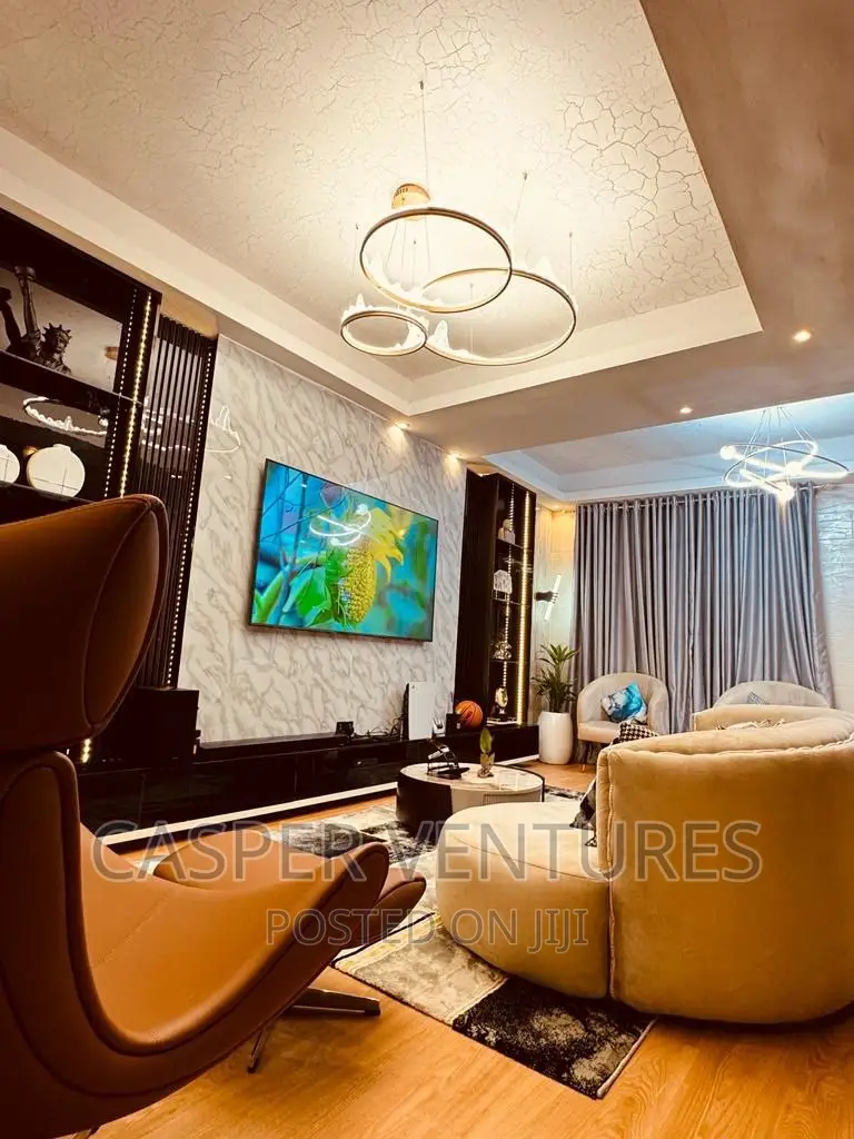 Luxurious 3-Bed Town House in Lekki Phase 1