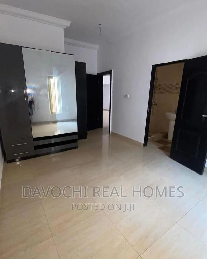2bdrm Apartment in Ikate, Lekki for sale in Lekki