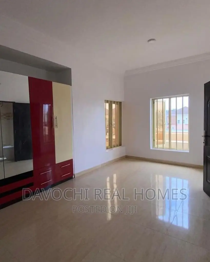 2bdrm Apartment in Ikate, Lekki for sale in Lekki