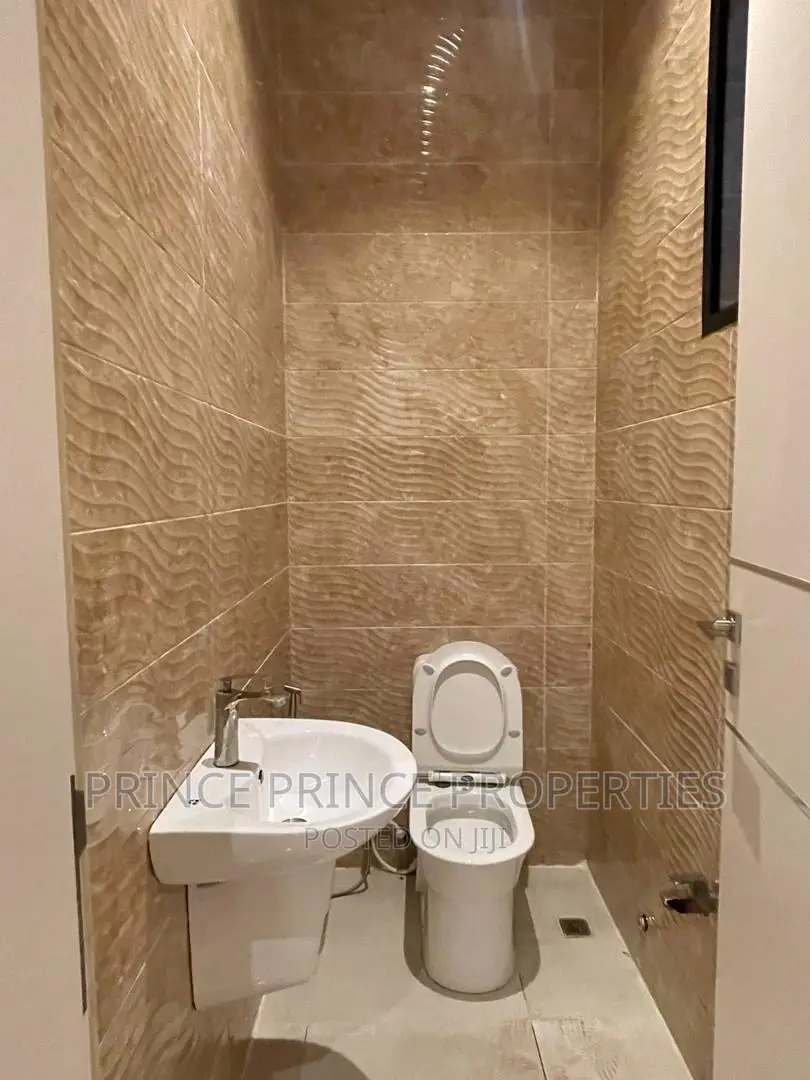 Furnished 2bdrm Block of Flats in Surulere for rent in Surulere