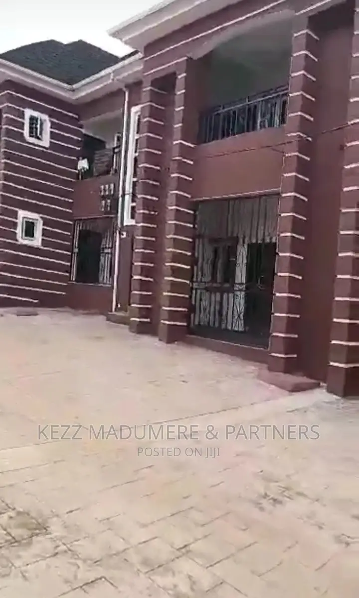 12bdrm Block of Flats in Thinker'S Corner for sale in Enugu