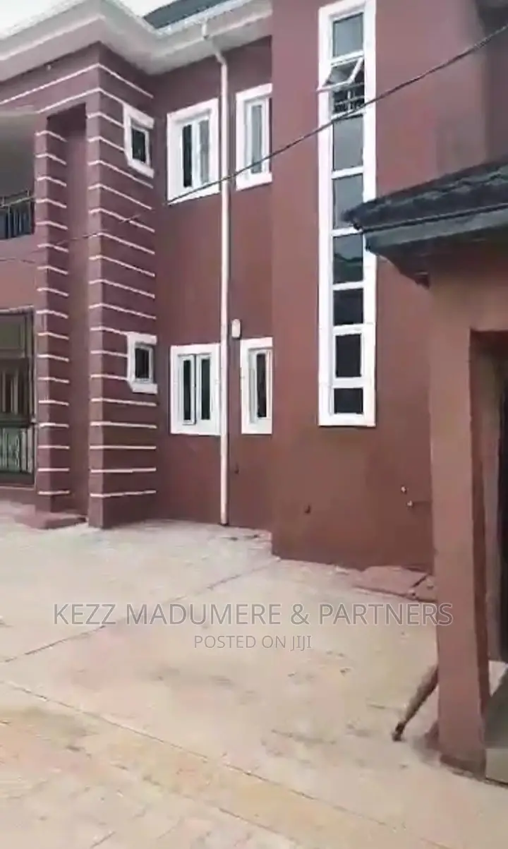 12bdrm Block of Flats in Thinker'S Corner for sale in Enugu