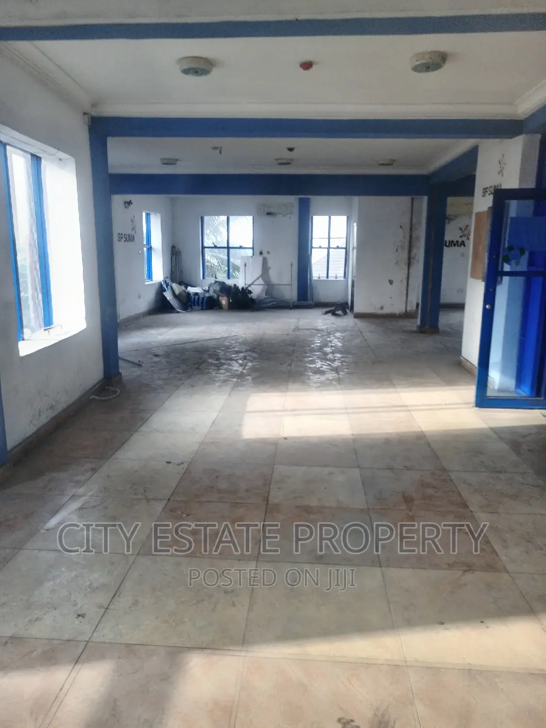 Office Hall for Rent in Gra Porharcourt in Port-Harcourt