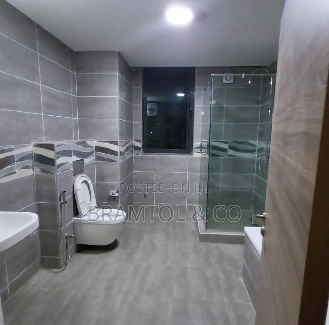 3bdrm Block of Flats in Wuse 2 for rent in Wuse 2