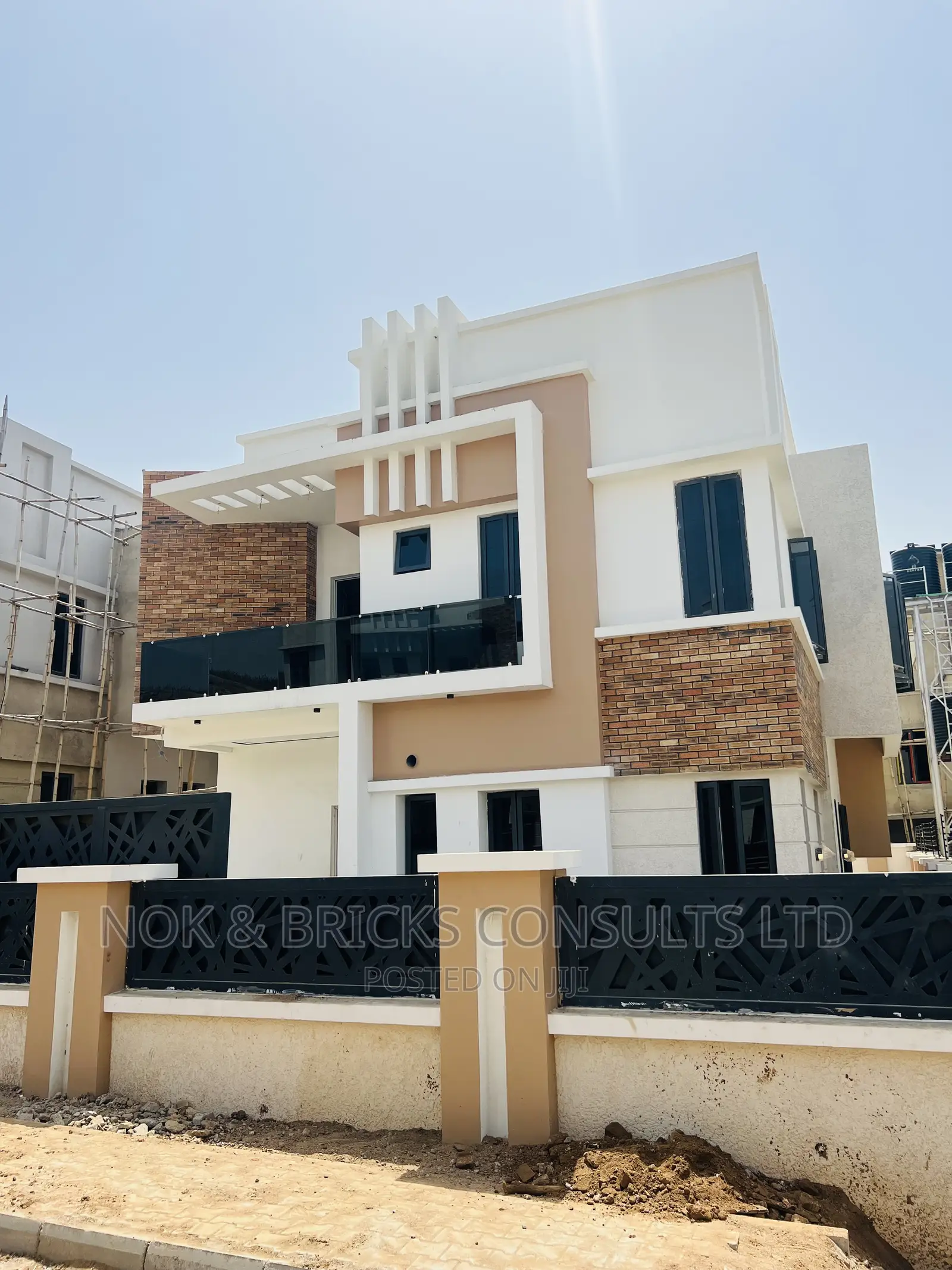 Furnished 5bdrm Duplex in Bricks Court, Guzape District for sale in Guzape District