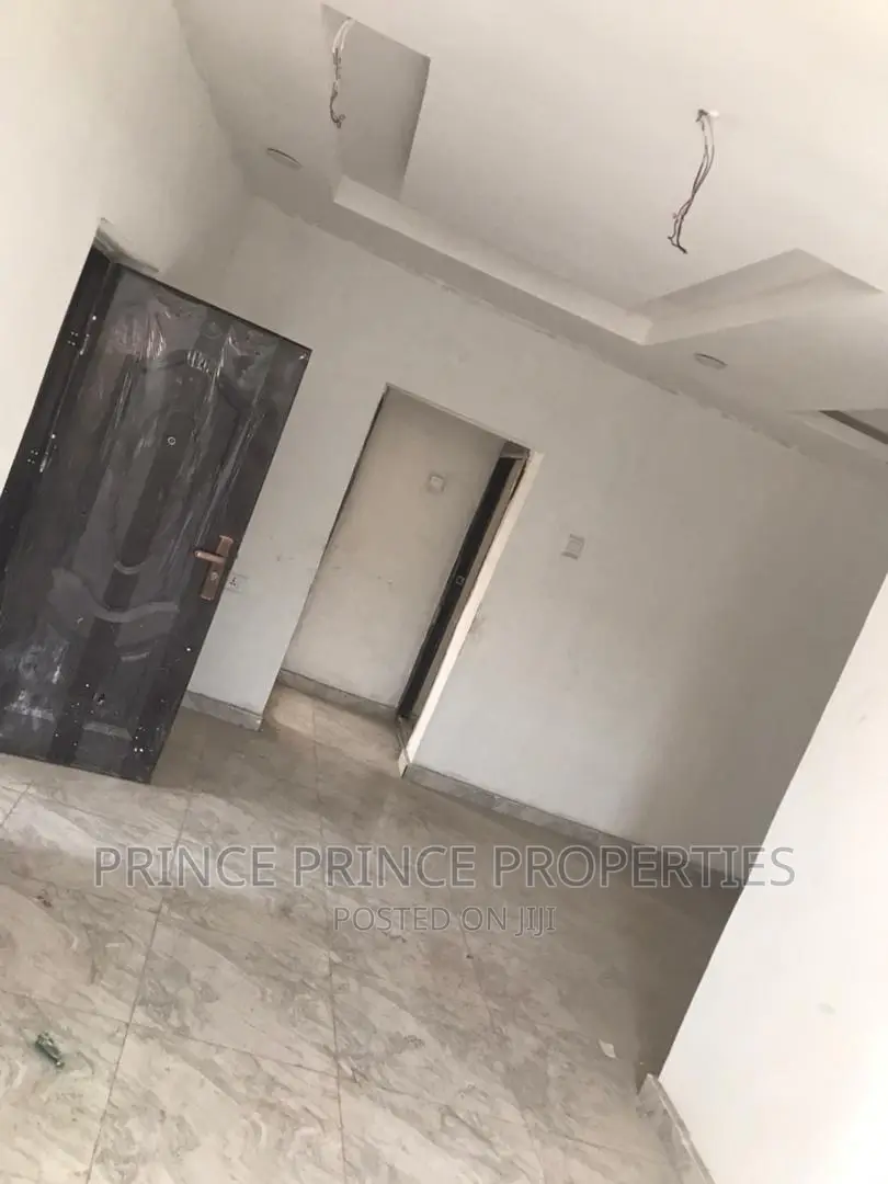 Furnished 2bdrm Block of Flats in Surulere for rent in Surulere