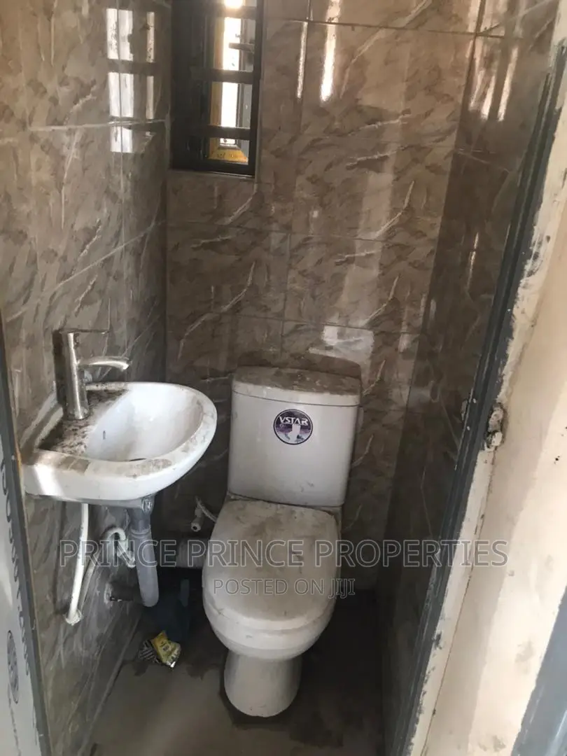 Furnished 2bdrm Block of Flats in Surulere for rent in Surulere