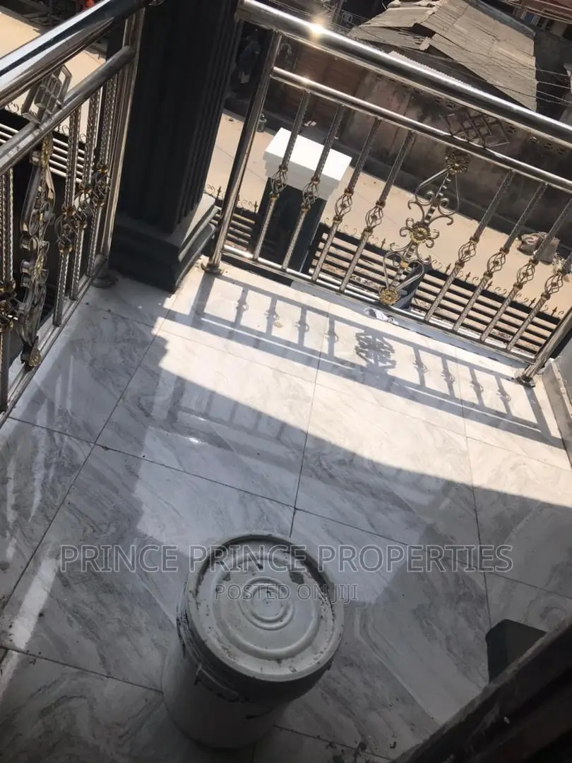 Furnished 2bdrm Block of Flats in Surulere for rent in Surulere
