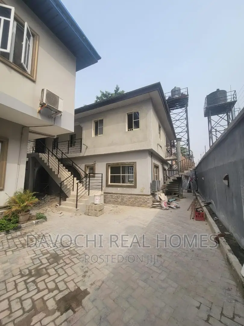 3bdrm Apartment in Lekki Phase One for rent in Lekki