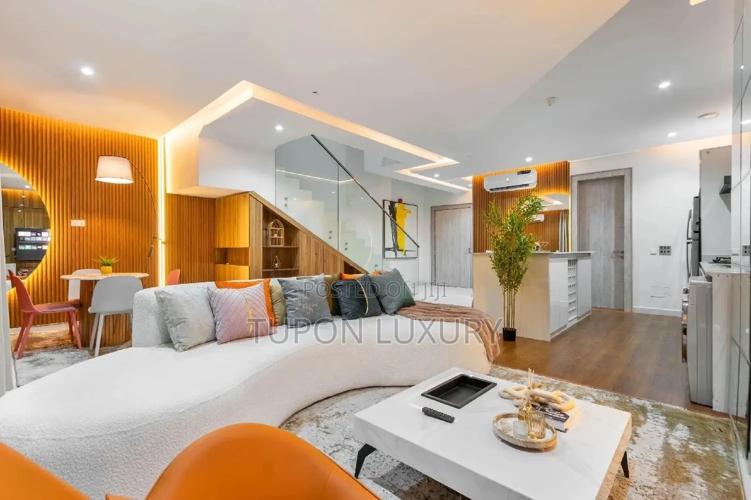 Luxurious 2bedroom Maisonnette With Pool Gym in Lekki Phase 1