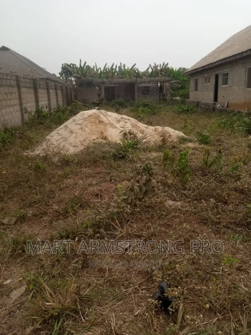 3bdrm Bungalow in Adamo Itokin Rd for sale in Ikorodu